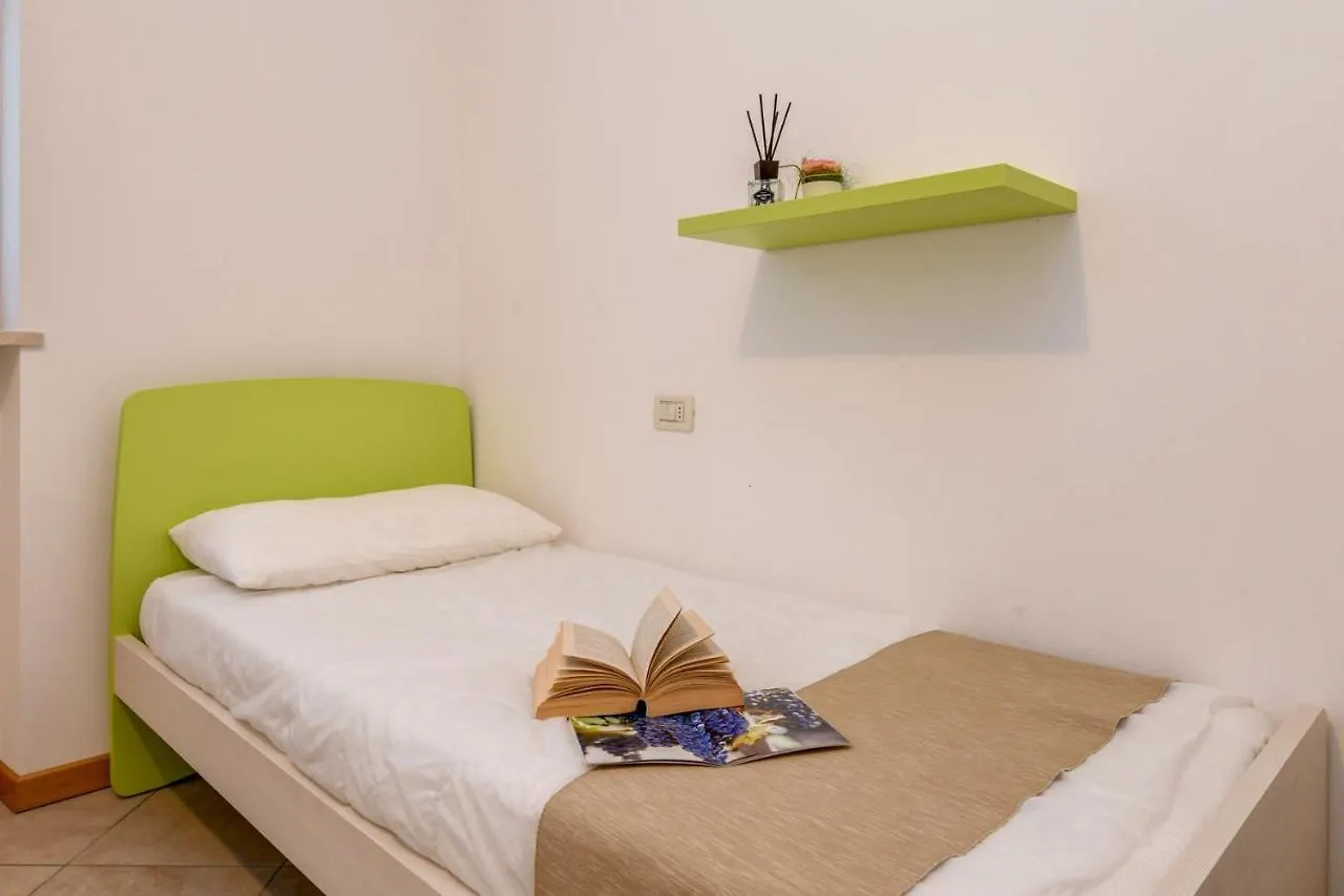 Sunshine Daire Toscolano Maderno İtalya